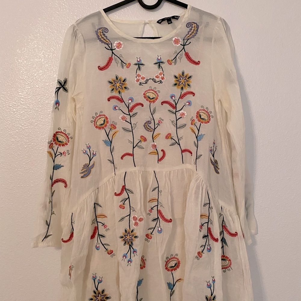 SHEER EMBROIDERED TUNIC